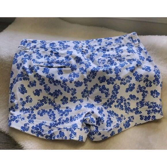 Gap Floral Shorts Women’s Size 6 White Blue Mid Rise Stretch Pockets - Picture 3 of 11